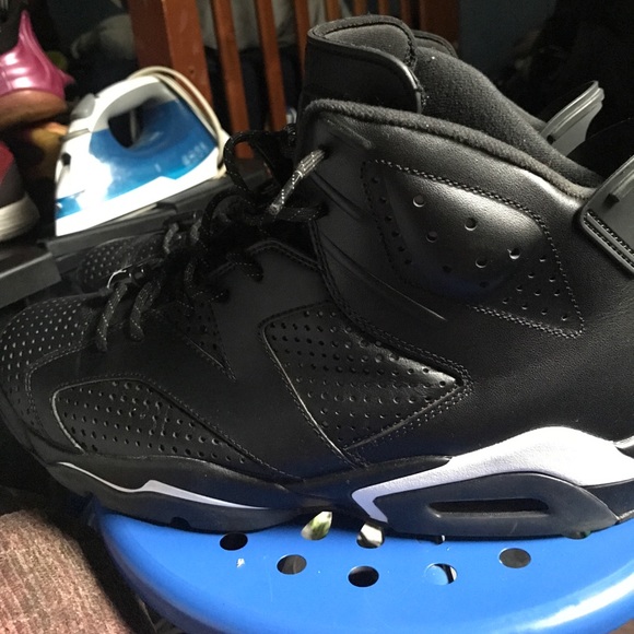Black cat Air Jordan 6 - Picture 3 of 5