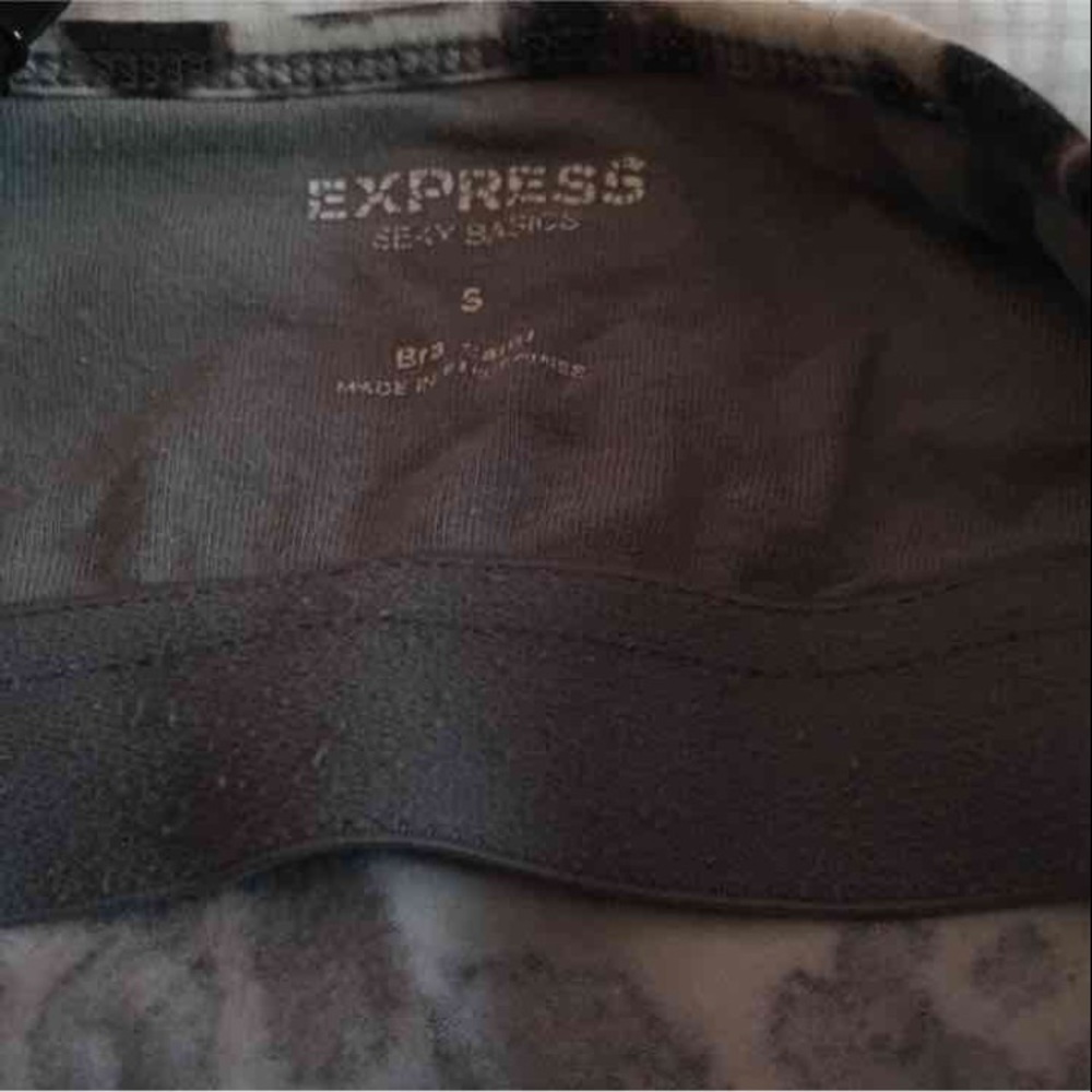 Express tank top - Picture 2 of 2