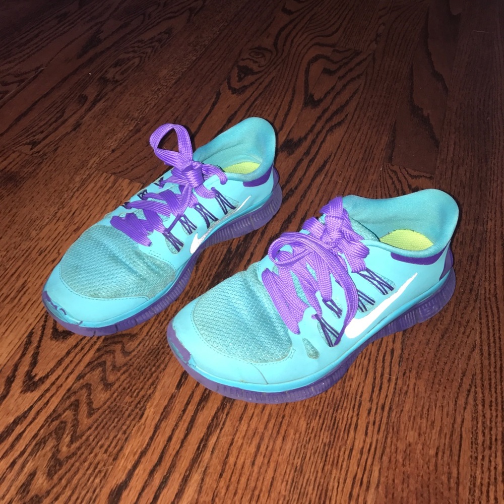 Blue Nike Free 5.0 Run shoes