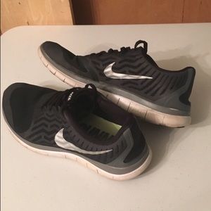 Nike Men's Free Run Size 10