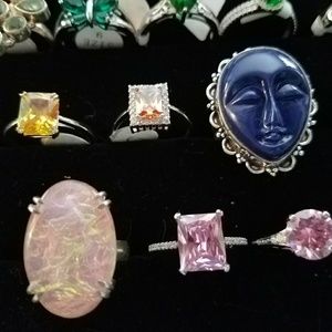 Gemstone rings