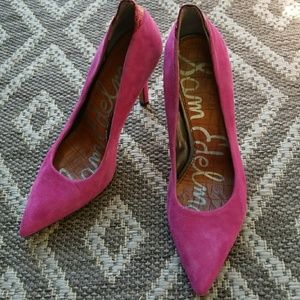 Sam Edelman fuschia pumps