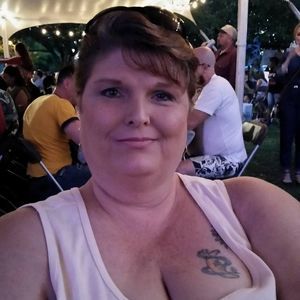 Meet your Posher, Janet