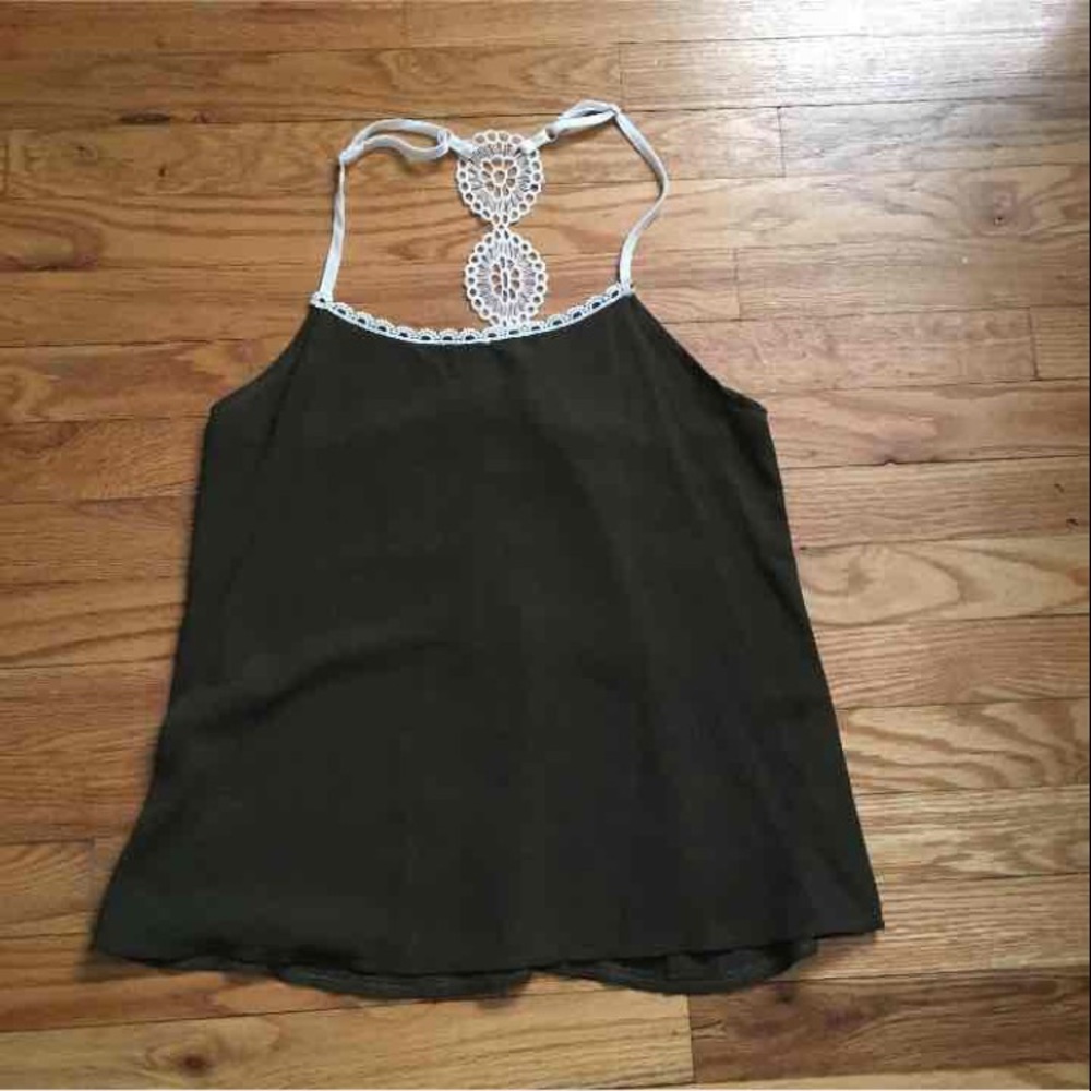 Detailed lace tank top
