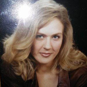 Meet your Posher, Leigh