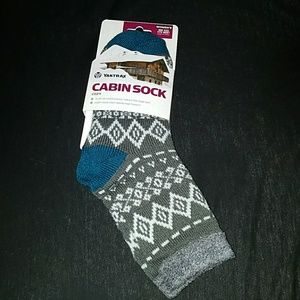 BRAND NEW Yaktrax Cabin Socks
