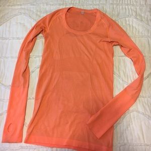 Lululemon swiftly tech crew L/S top