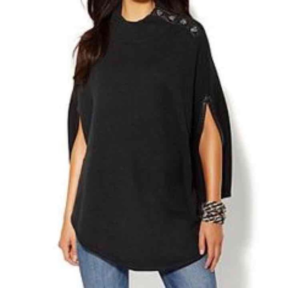 NY&CO poncho with faux leather detail and buttons
