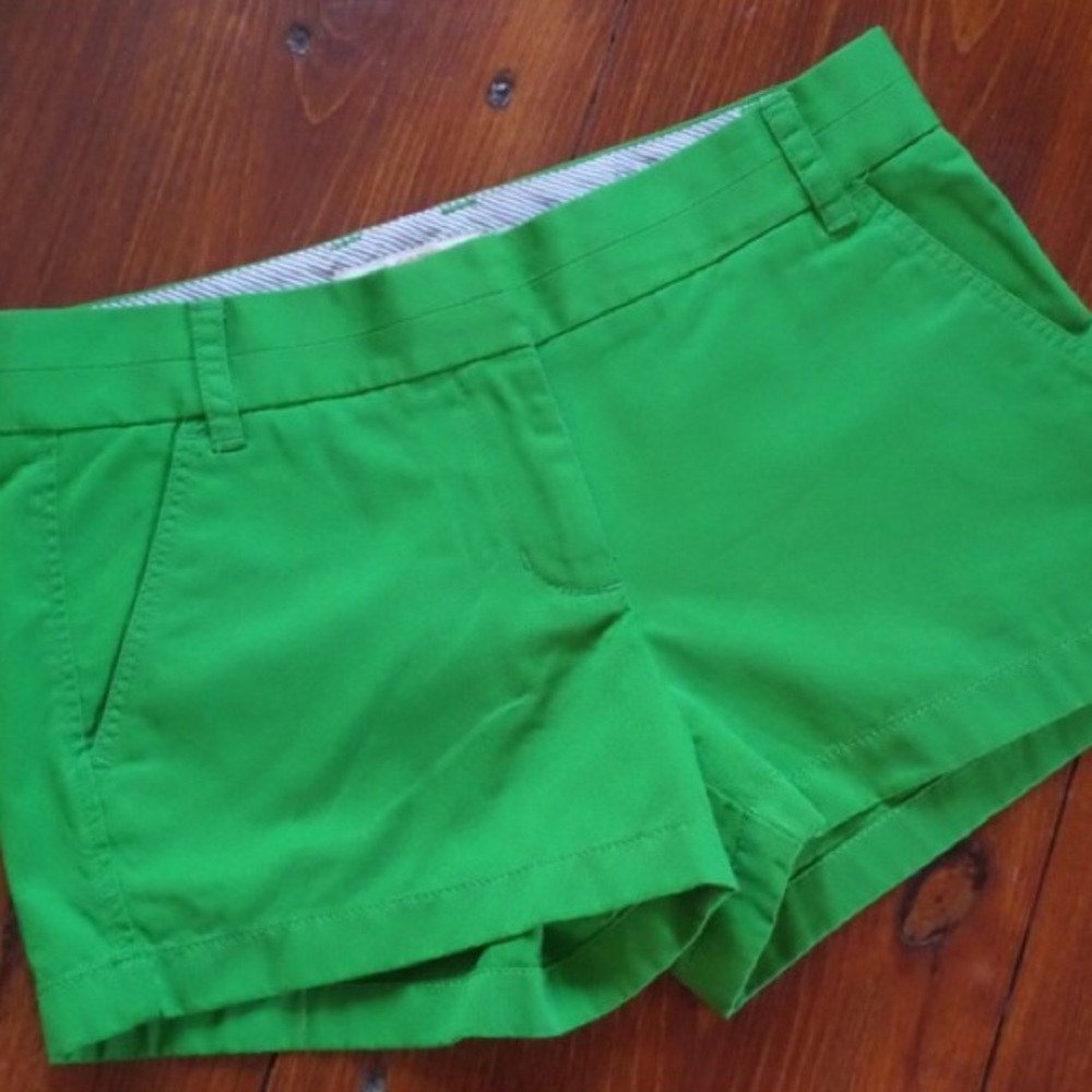 J. Crew Chino Shorts, Size 0 in Green! EUC:)