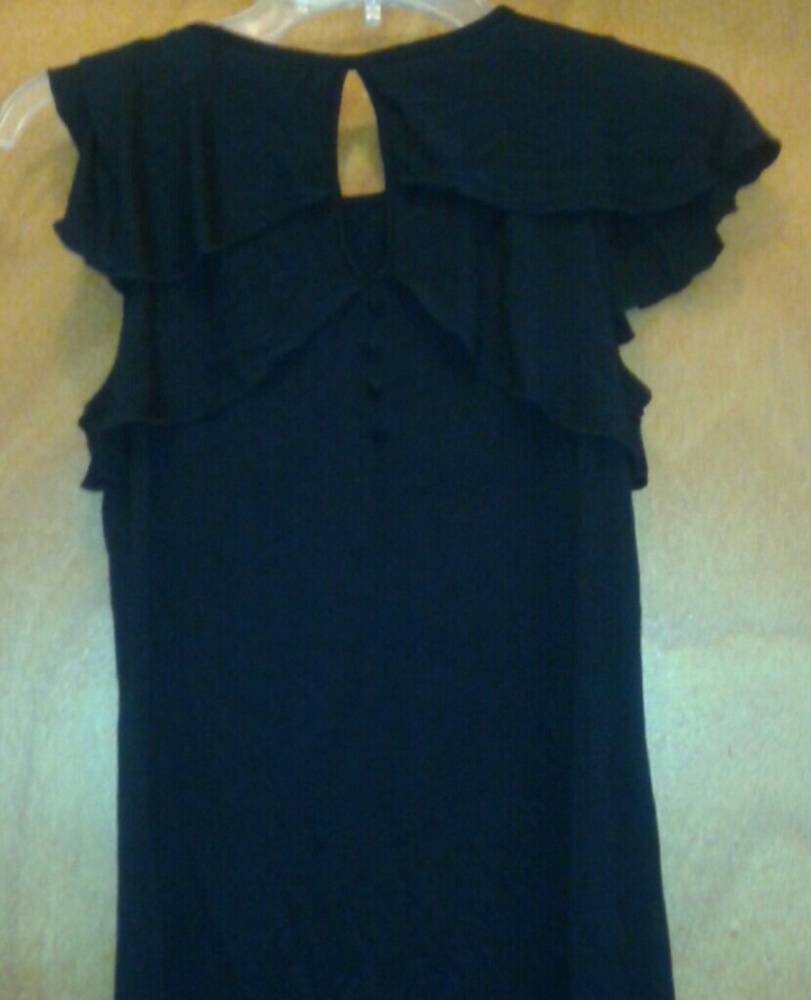 Ruffle sleeveless black top