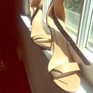 Charlotte Russe nude colored summer sandals 🌞