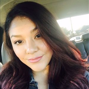 Meet your Posher, Aylin