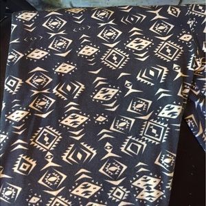 Gray and cream LulaRoe leggings