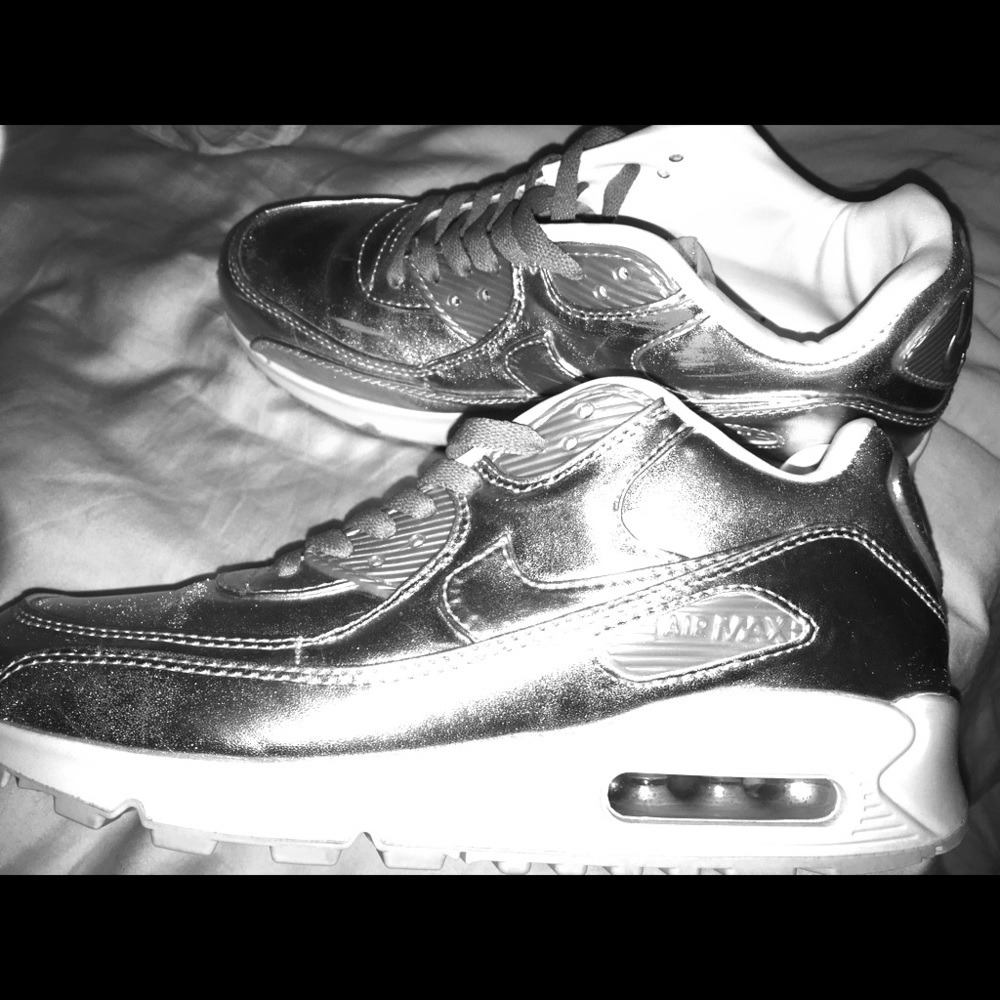 Silver Air Max 90s‼️