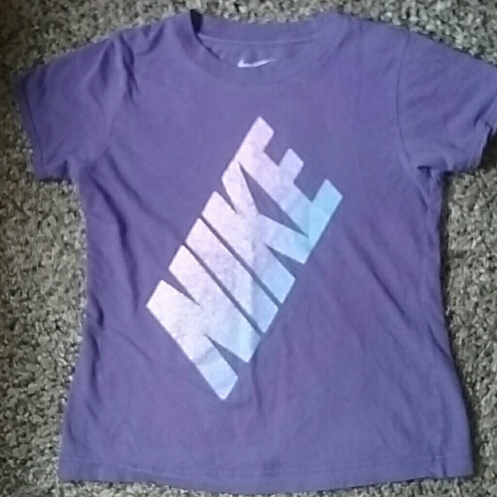 Nike Tee