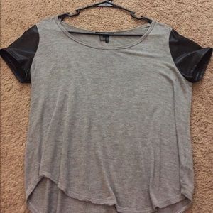 Grey tee with leather sleeves
