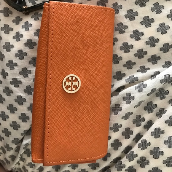 Tory burch 100% authentic sunglasses