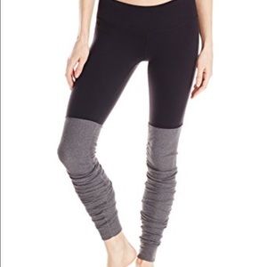 Alo ribbed yoga leggings grey and black