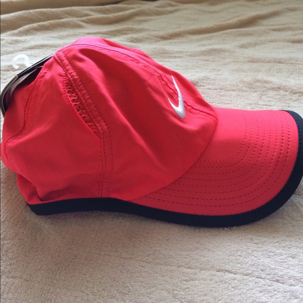 Nike Youth Unisex Pink Dri-Fit Cap - Picture 3 of 4