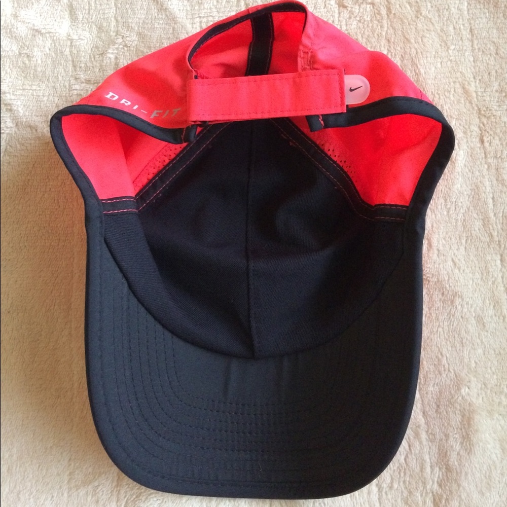 Nike Youth Unisex Pink Dri-Fit Cap - Picture 4 of 4