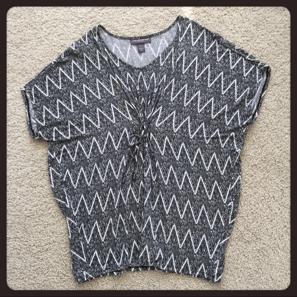 MM black and white tee with tie design ♬
