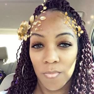 Meet your Posher, Latasha