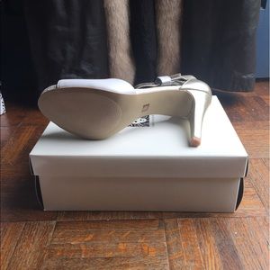 Ankle strap heel