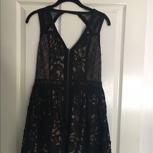 Heartloom black lace dress