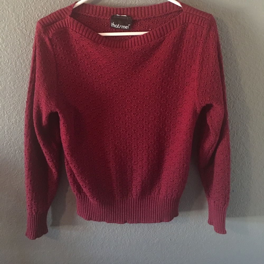 Cute maroon sweater