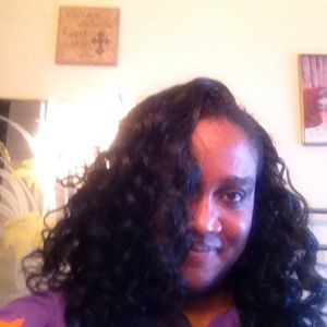 Meet your Posher, Nakisha