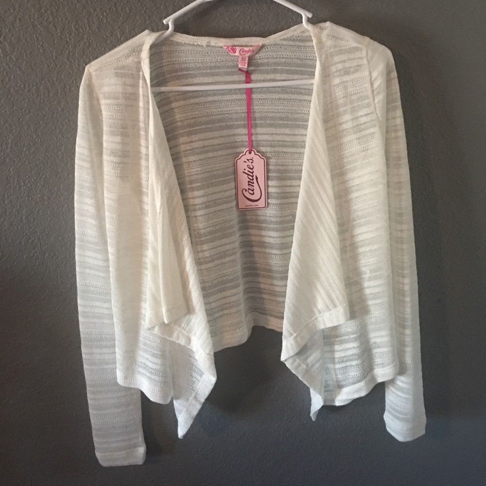 White flowy cardigan