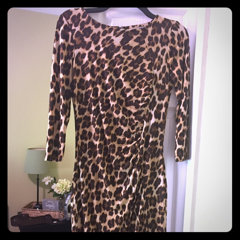 Leopard print midi form fitting dress