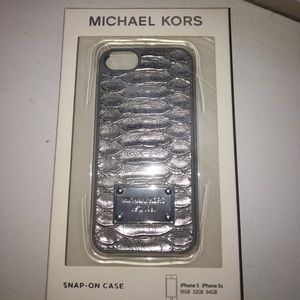 Michael Kors silver iPhone 5/5s case