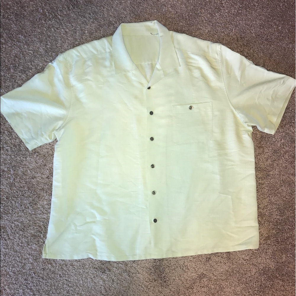 Men's button down shirt. Good condition