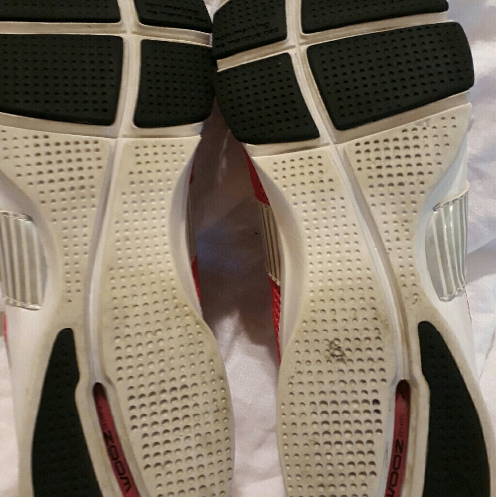 Nike Zooms. - Picture 3 of 6
