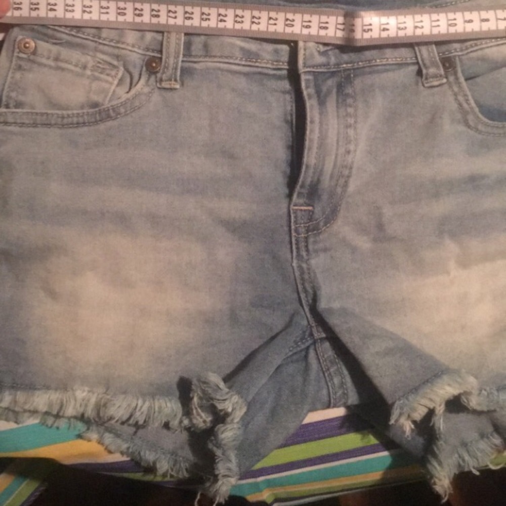 Girls size 14 7 for Man Kind frayed denim shorts