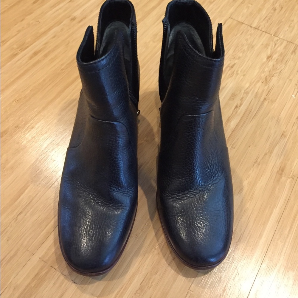 Tory Butch black booties