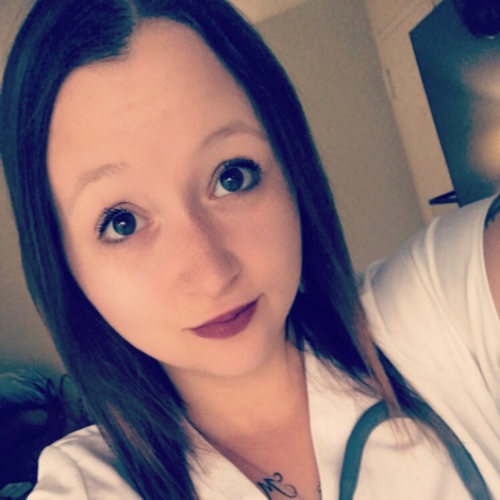 Meet your Posher, Nicole