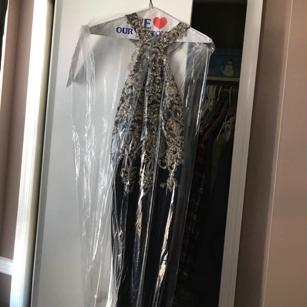 Dress navy blue worn once size 10