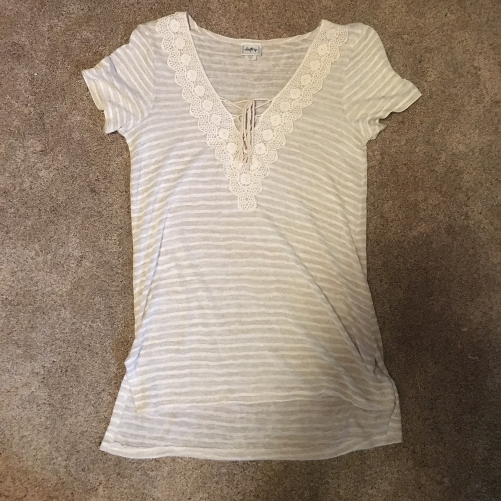 NWOT Cream/Tan/White shirt