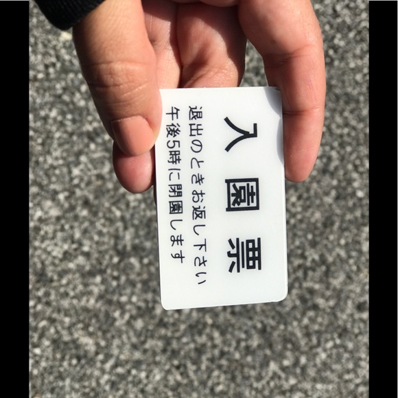 Meet your Posher, Ashley - Picture 5 of 8