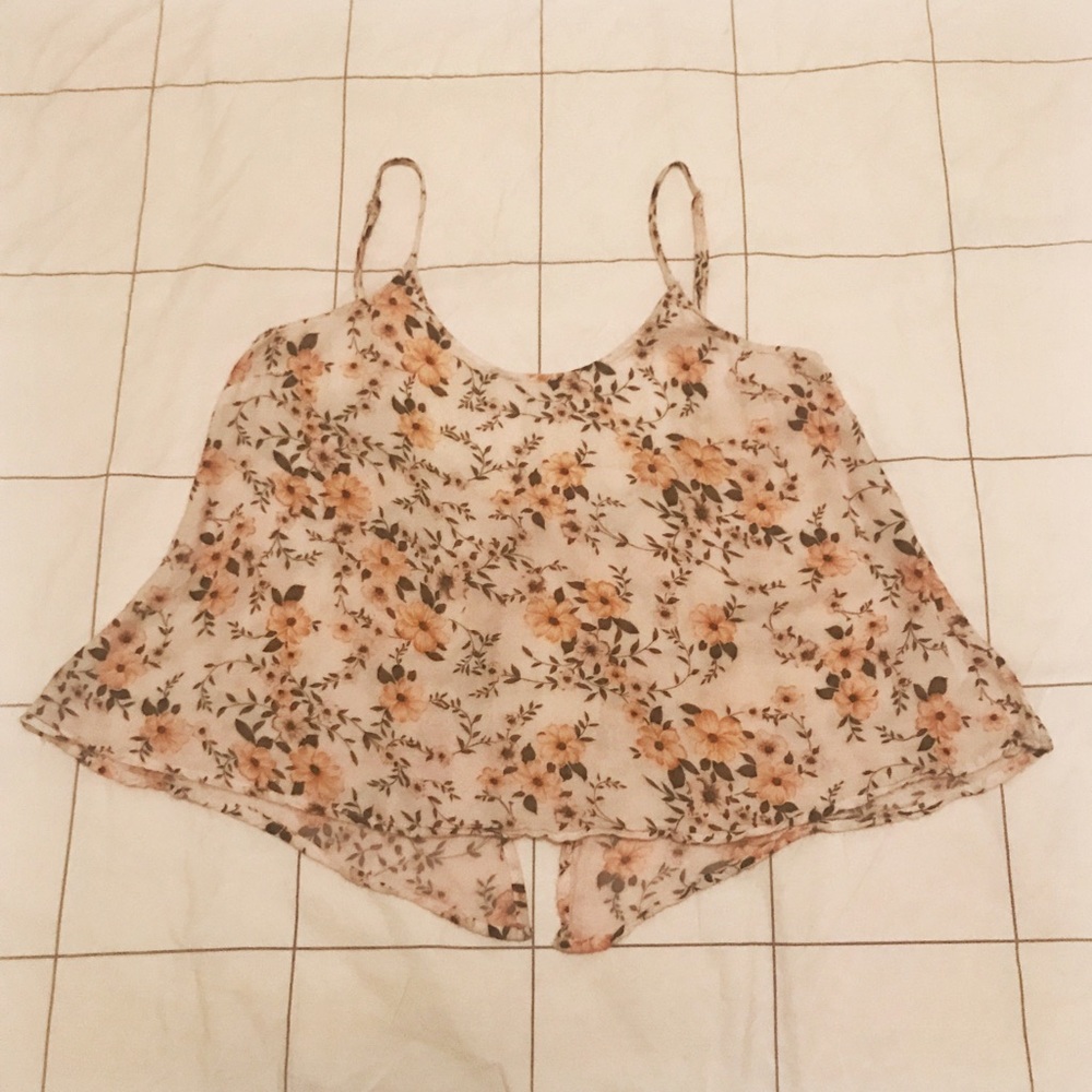 🍑 cream floral open back tank 🍑