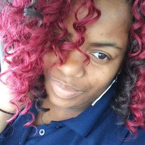 Meet your Posher, Latoya