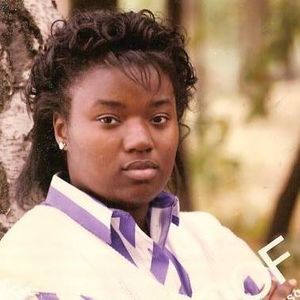 Meet your Posher, Nickie