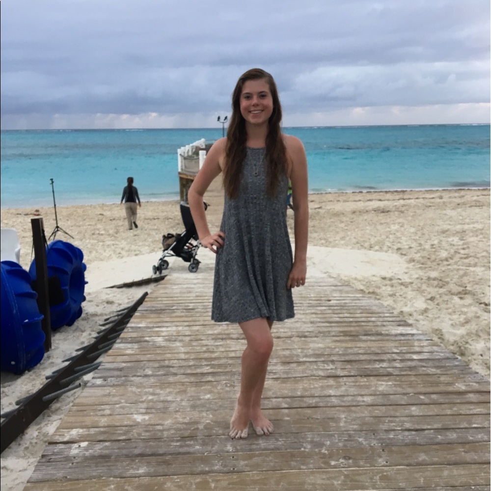 Meet your Posher, Julia