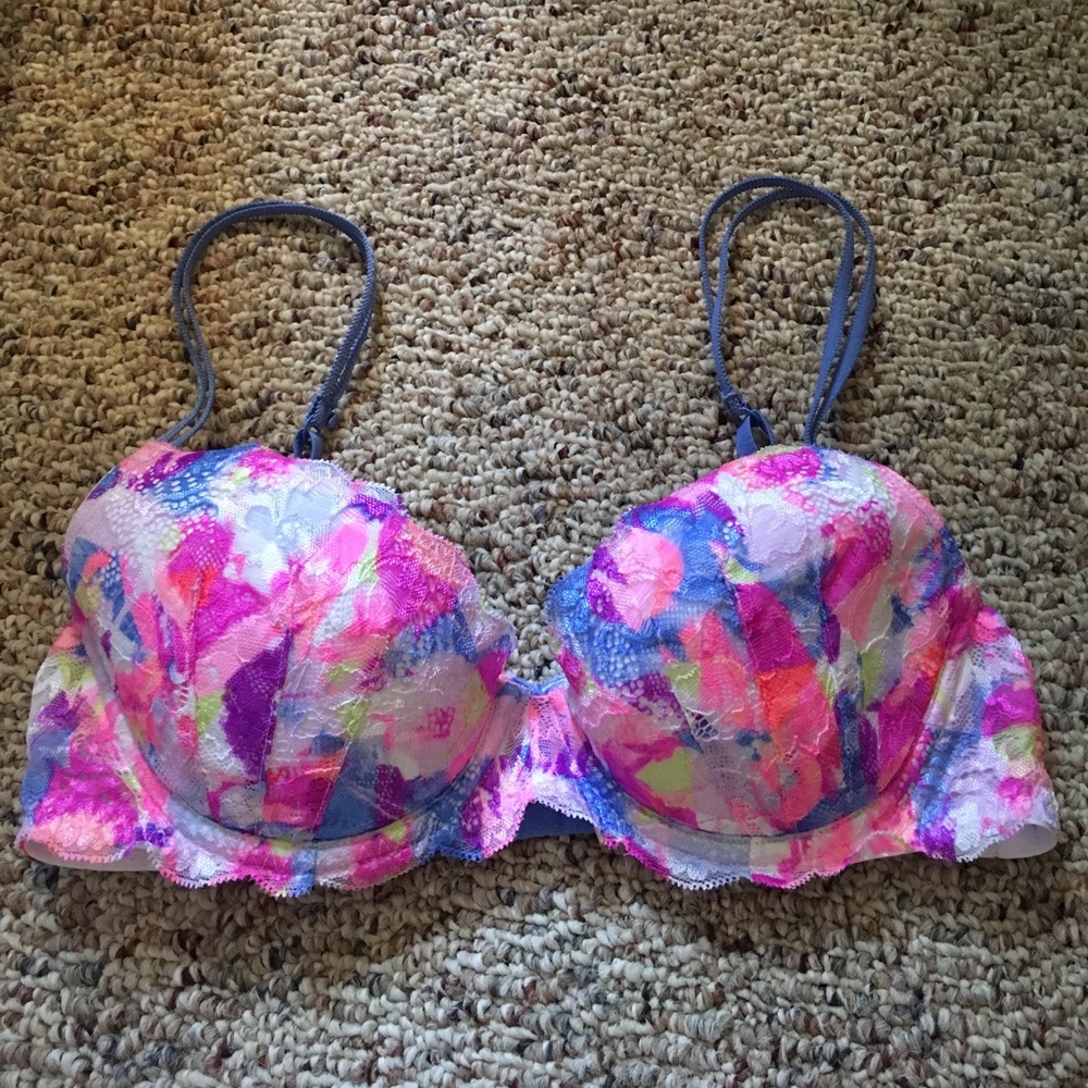 Pink lightly lined bra
