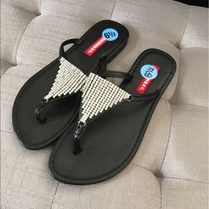 Unionbay black rhinestone sandals. Size 6.5