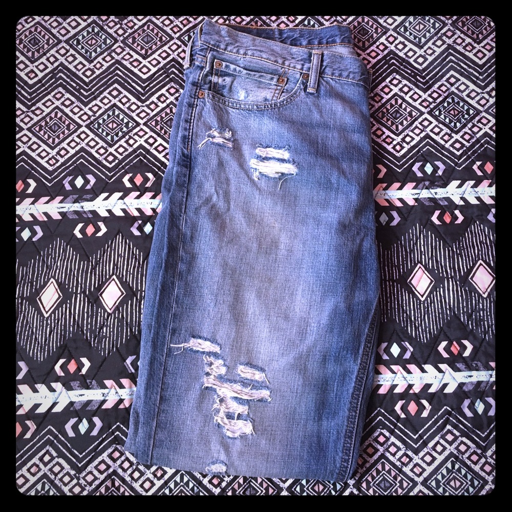 Men's Levi Strauss Jeans with rips