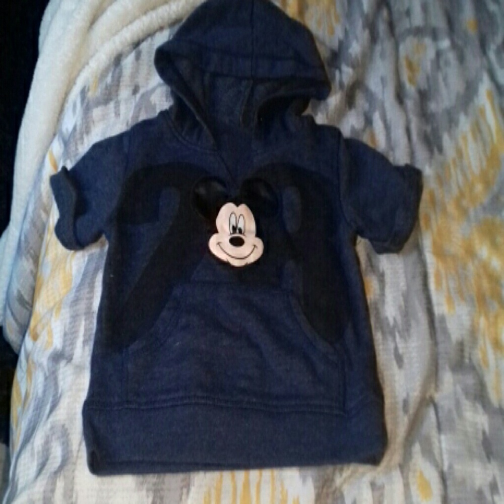 Infant shirt with hood