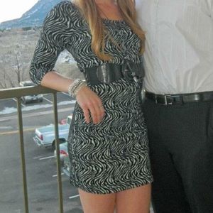 LAST CHANCE MOVING SALE- Fitted Long Sleeve Dress